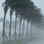comprendiendo el aire fuerte y el viento fuerte precauciones a tomar