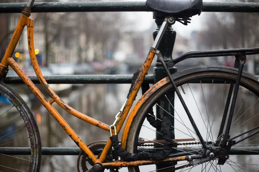 ideas creativas para reciclar bicicletas viejas y darles nueva vida