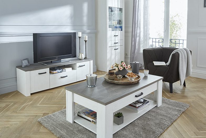 combinar muebles de distintas maderas y colores para tu hogar